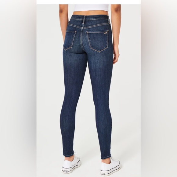 Hollister Denim - Hollister Women's High-Rise Skinny 
 Stretch Jeans size 26 size 3